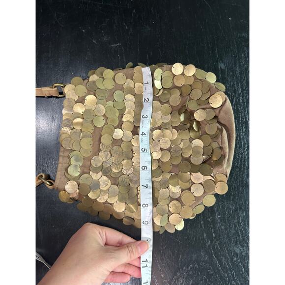 y2k- Metal Bronze Fish Scale Crossbody Bucket Bag- metallic some wear overall - Picture 4 of 8